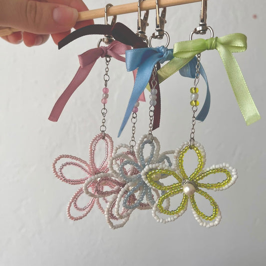 Porte-clés fleur en perles