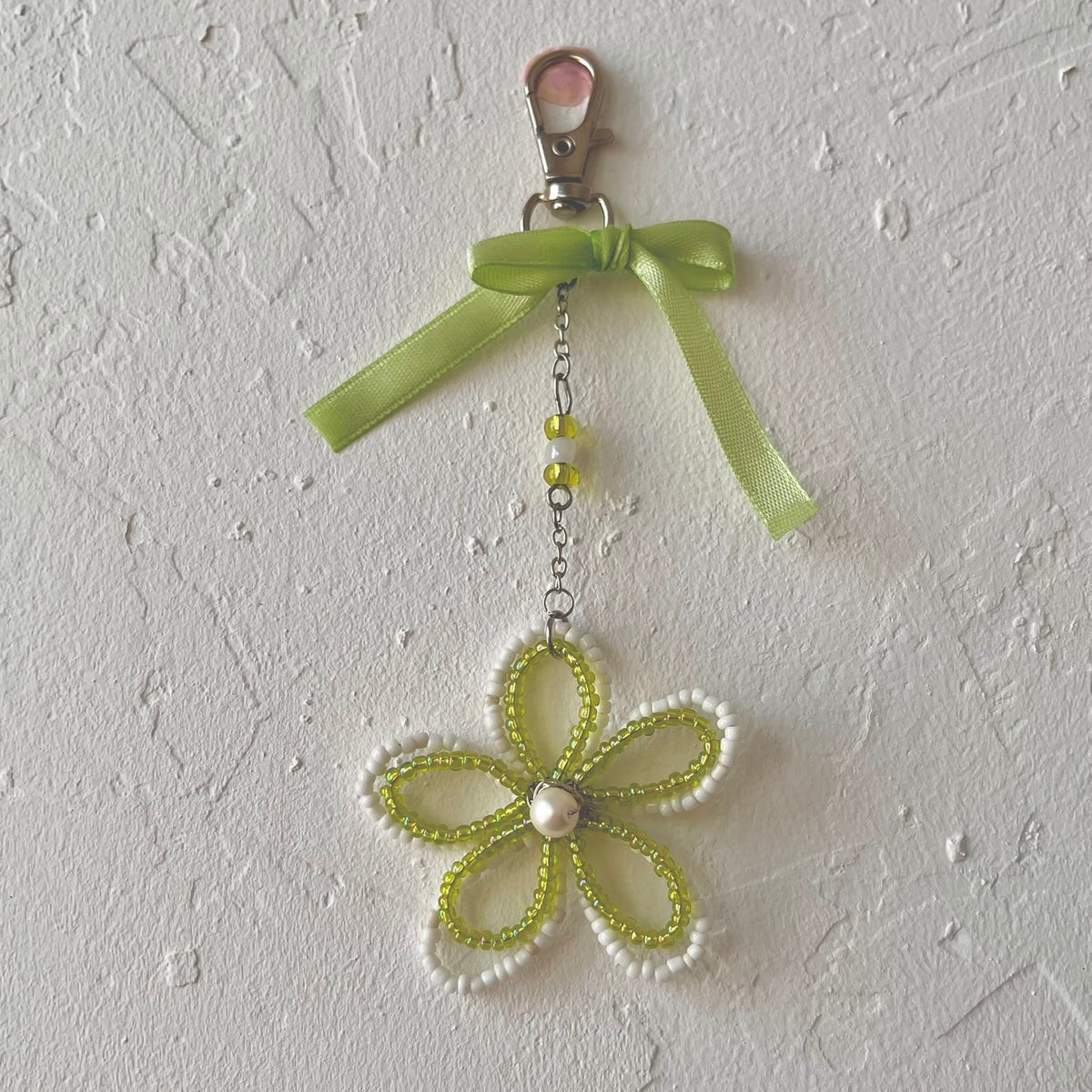 Porte-clés fleur en perles